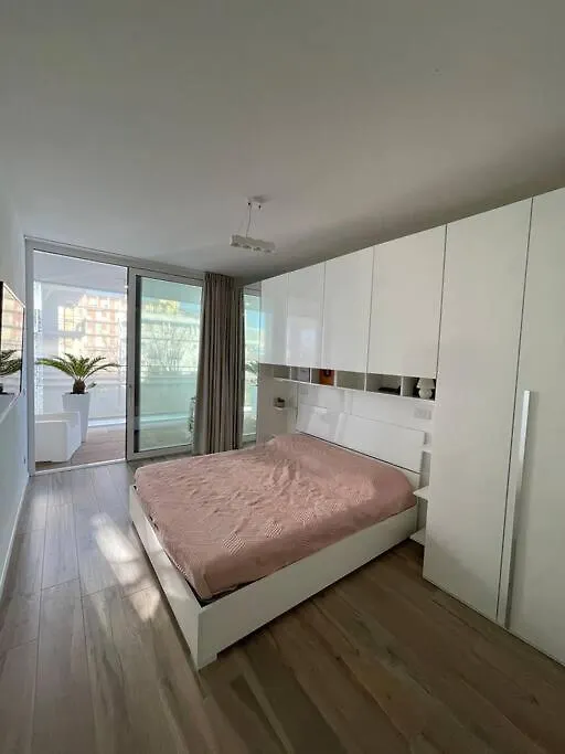 Palm Beach Appartment 80 Mt Dal Mare E Comodo Per Venezia Lido di Jesolo