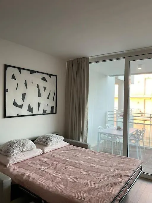Palm Beach Appartment 80 Mt Dal Mare E Comodo Per Venezia Lido di Jesolo